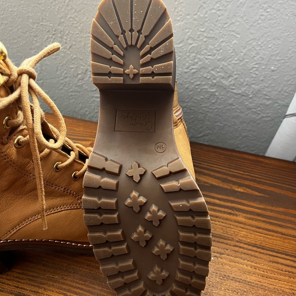 Crown Vintage Tan Lace-Up Boots - Picture 3 of 3